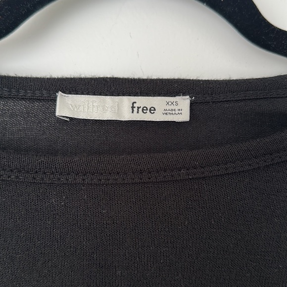 Aritzia Wilfred Free Winberg Longsleeve Black (XXS) - Picture 2 of 4